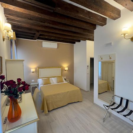 Residenza Briati Hotel Venetië Buitenkant foto