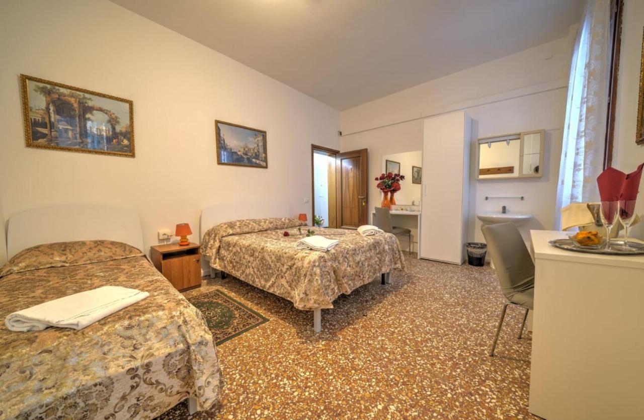 Residenza Briati Hotel Venetië Buitenkant foto