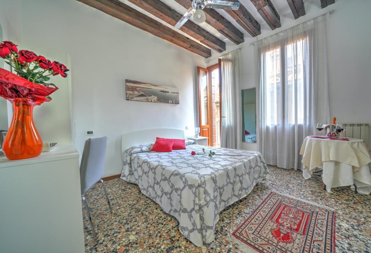 Residenza Briati Hotel Venetië Buitenkant foto