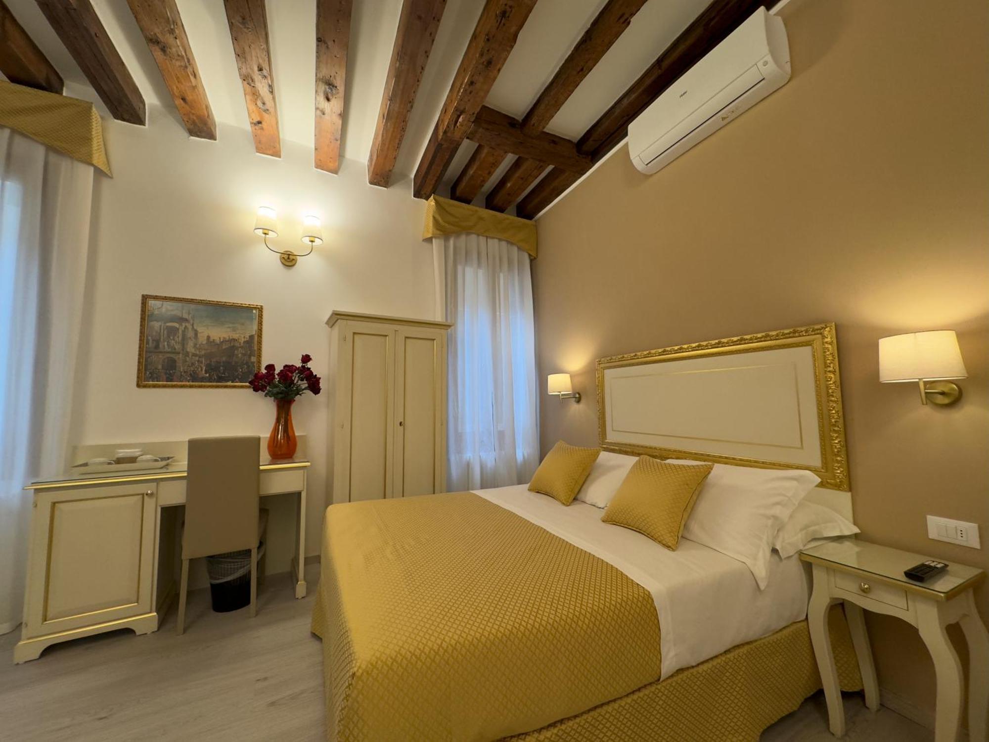 Residenza Briati Hotel Venetië Buitenkant foto